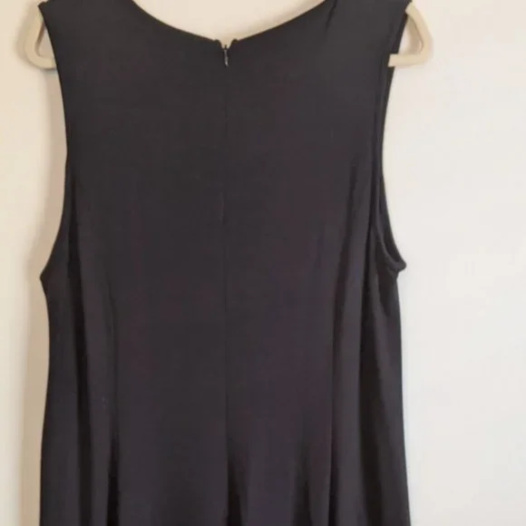 New Donna Rico Black knit low flared hem drop waist dress, size 2X - Picture 3 of 6
